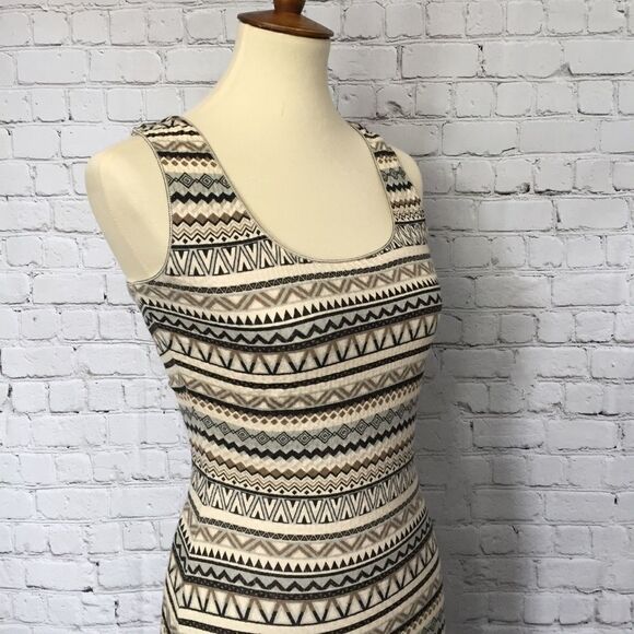 CHELSEA & VIOLET  Anthropologie Dress - Picture 2 of 5